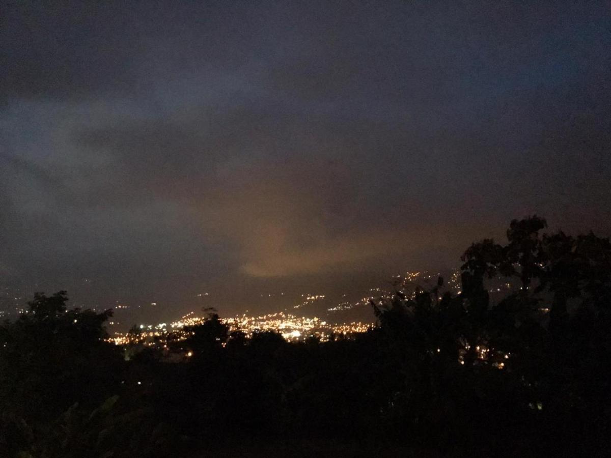 Quinta Los Volcanes Турриальба Экстерьер фото